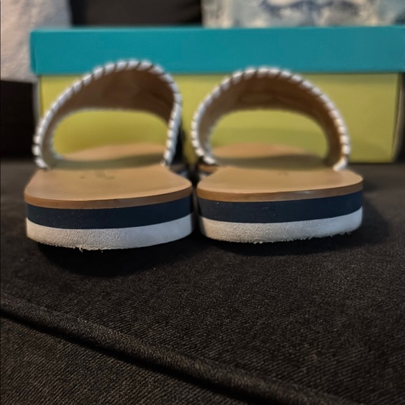 Jack Rogers Blue and White Sandals Elegant Slide Design - Picture 4 of 7